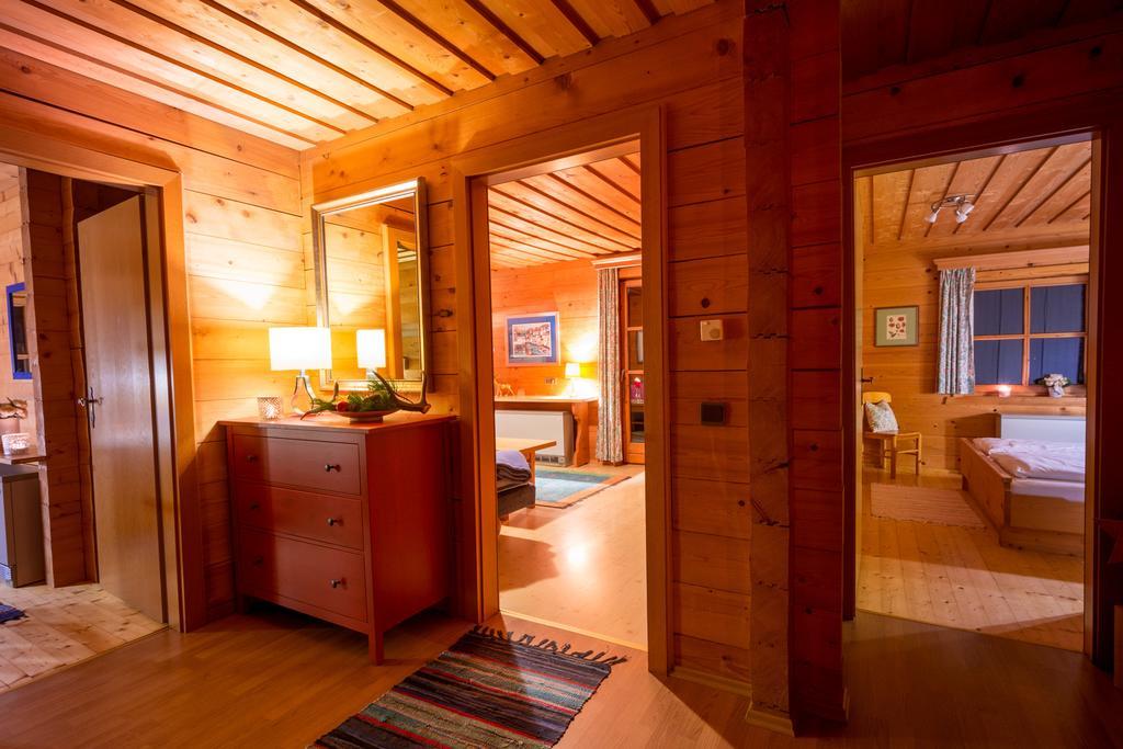 Chalets Ebner Eben Im Pongau Chambre photo